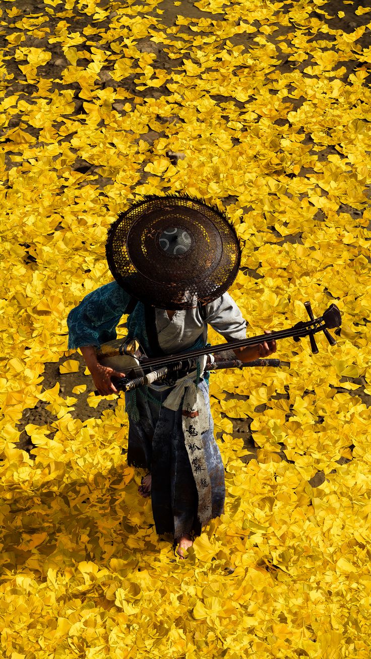Ghost of Yōtei – Golden Leaves - Gaming metal wall art plate